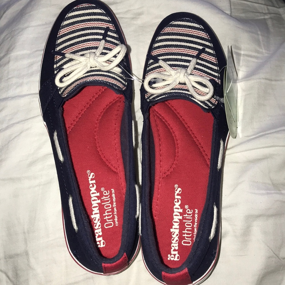 NWT Grasshoppers Ortholite Bow Slip Ons